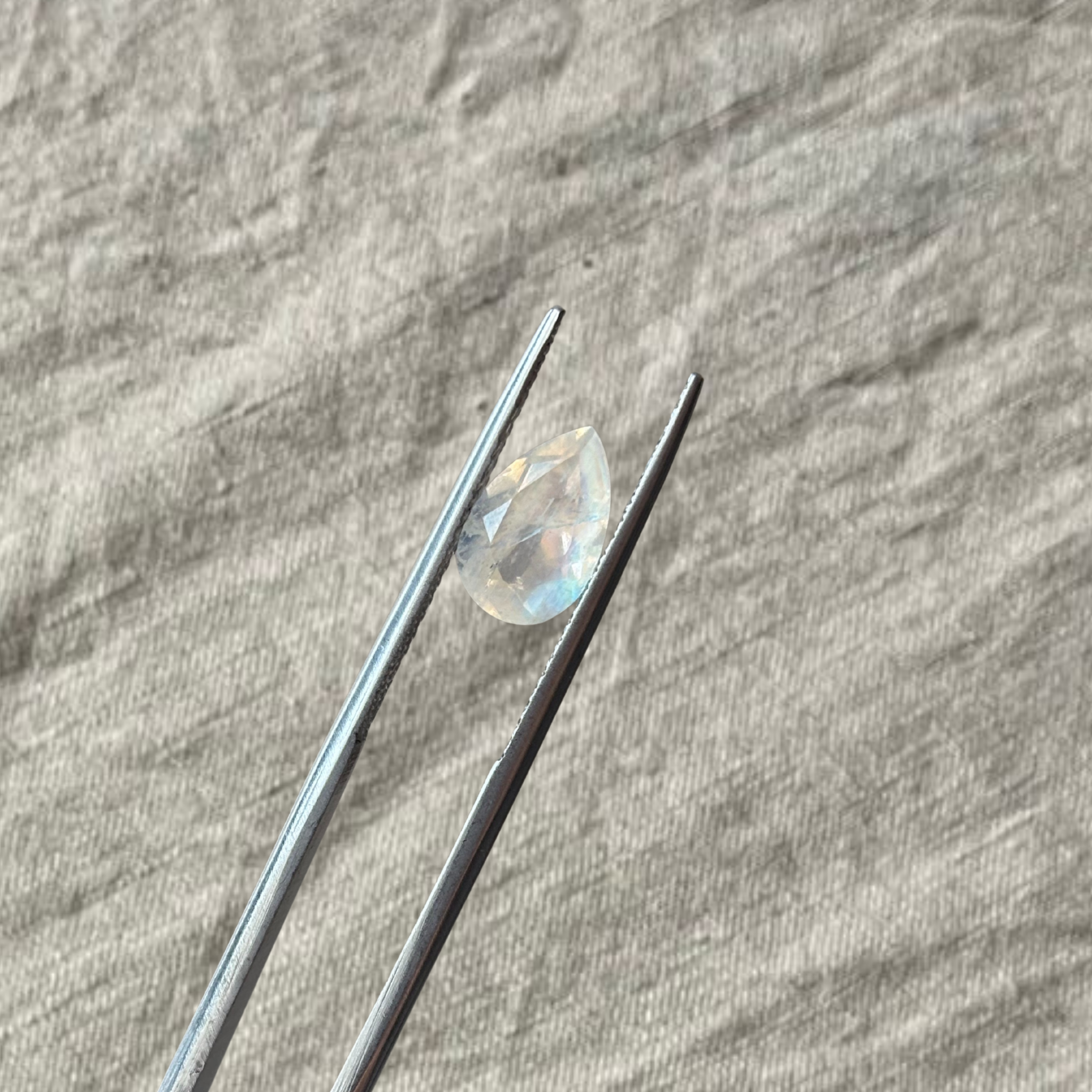 2.55ct Teardrop Moonstone